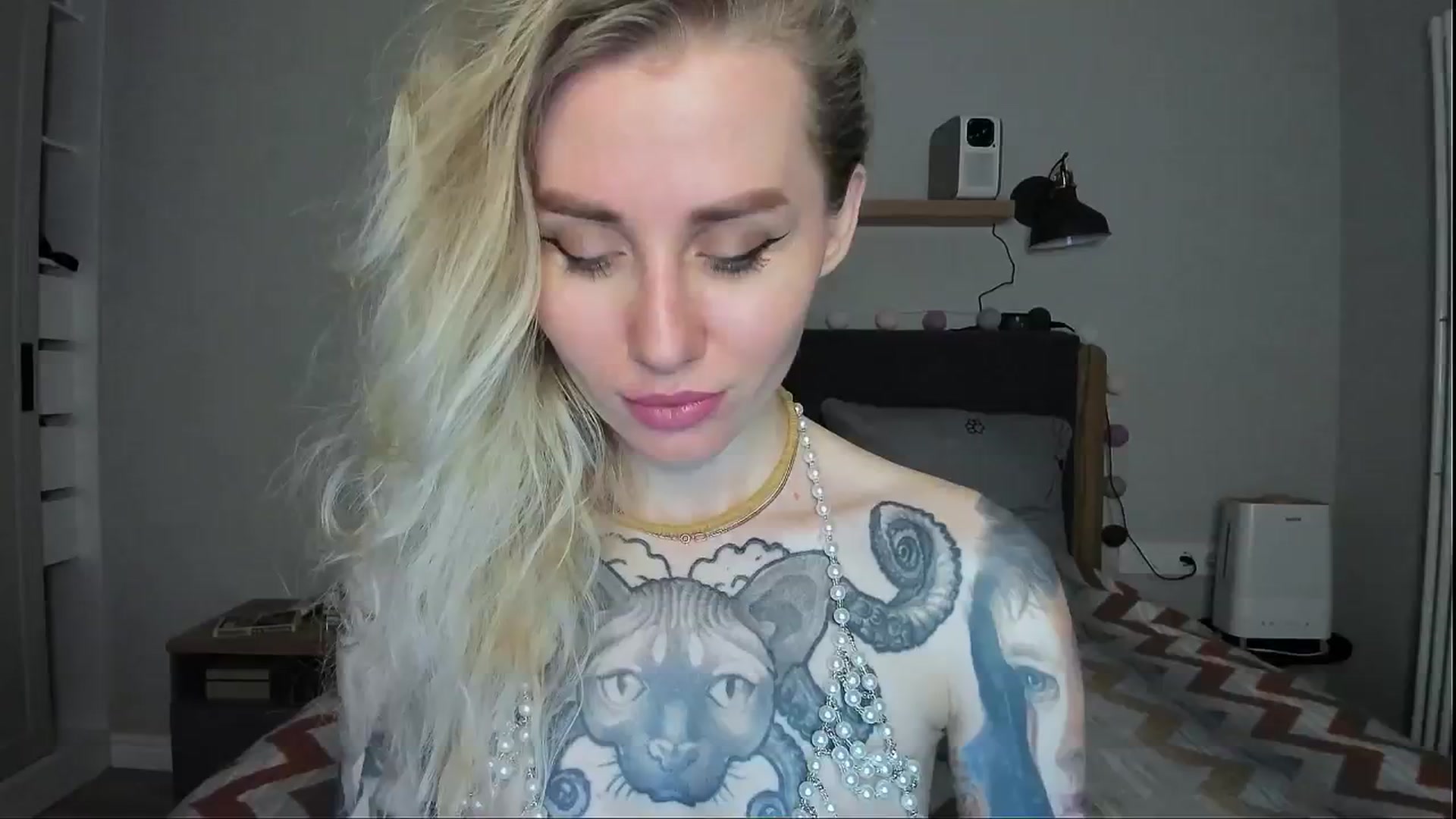 Gallery image thumbnail from Alexa_Smithhh's myfreecams stream on, 07/16/2024, 19:54 image 5 of 20