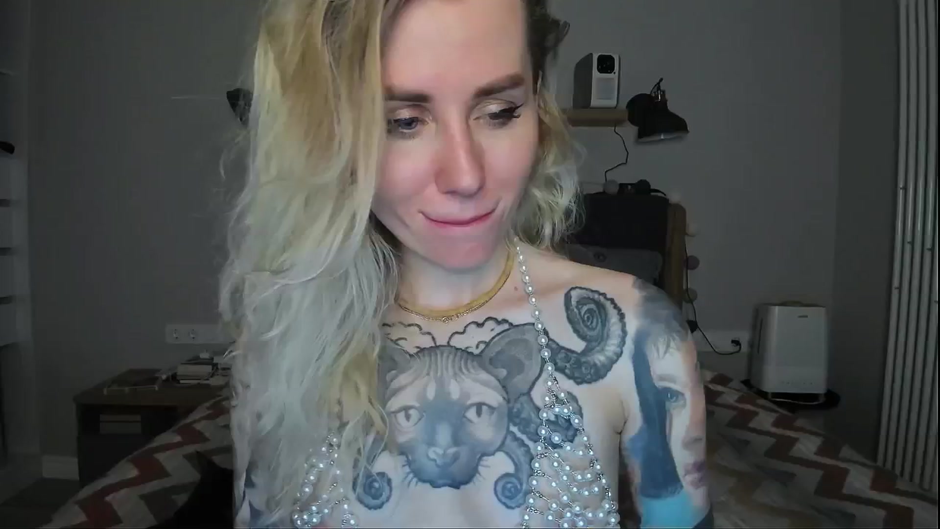 Gallery image thumbnail from Alexa_Smithhh's myfreecams stream on, 07/16/2024, 19:54 image 19 of 20