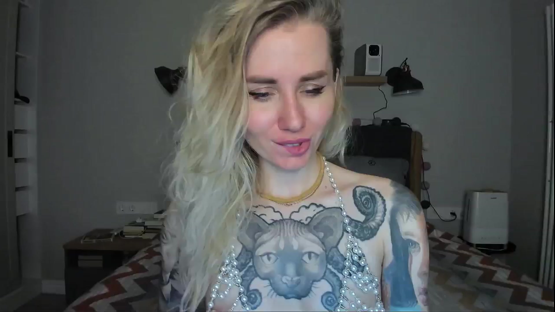 Gallery image thumbnail from Alexa_Smithhh's myfreecams stream on, 07/16/2024, 19:54 image 3 of 20