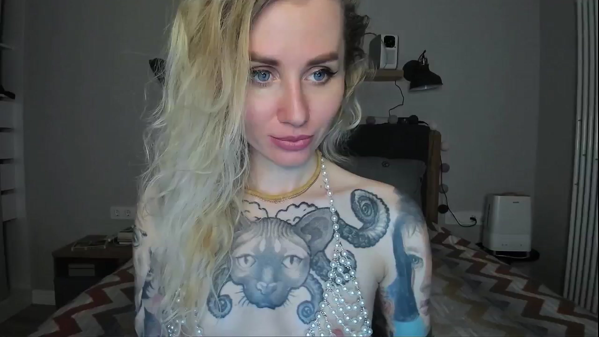 Gallery image thumbnail from Alexa_Smithhh's myfreecams stream on, 07/16/2024, 19:54 image 11 of 20