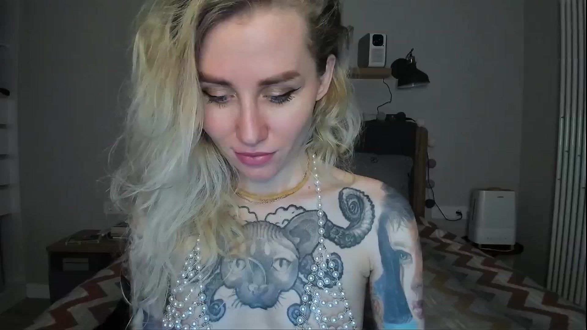 Gallery image thumbnail from Alexa_Smithhh's myfreecams stream on, 07/16/2024, 20:23 image 3 of 20