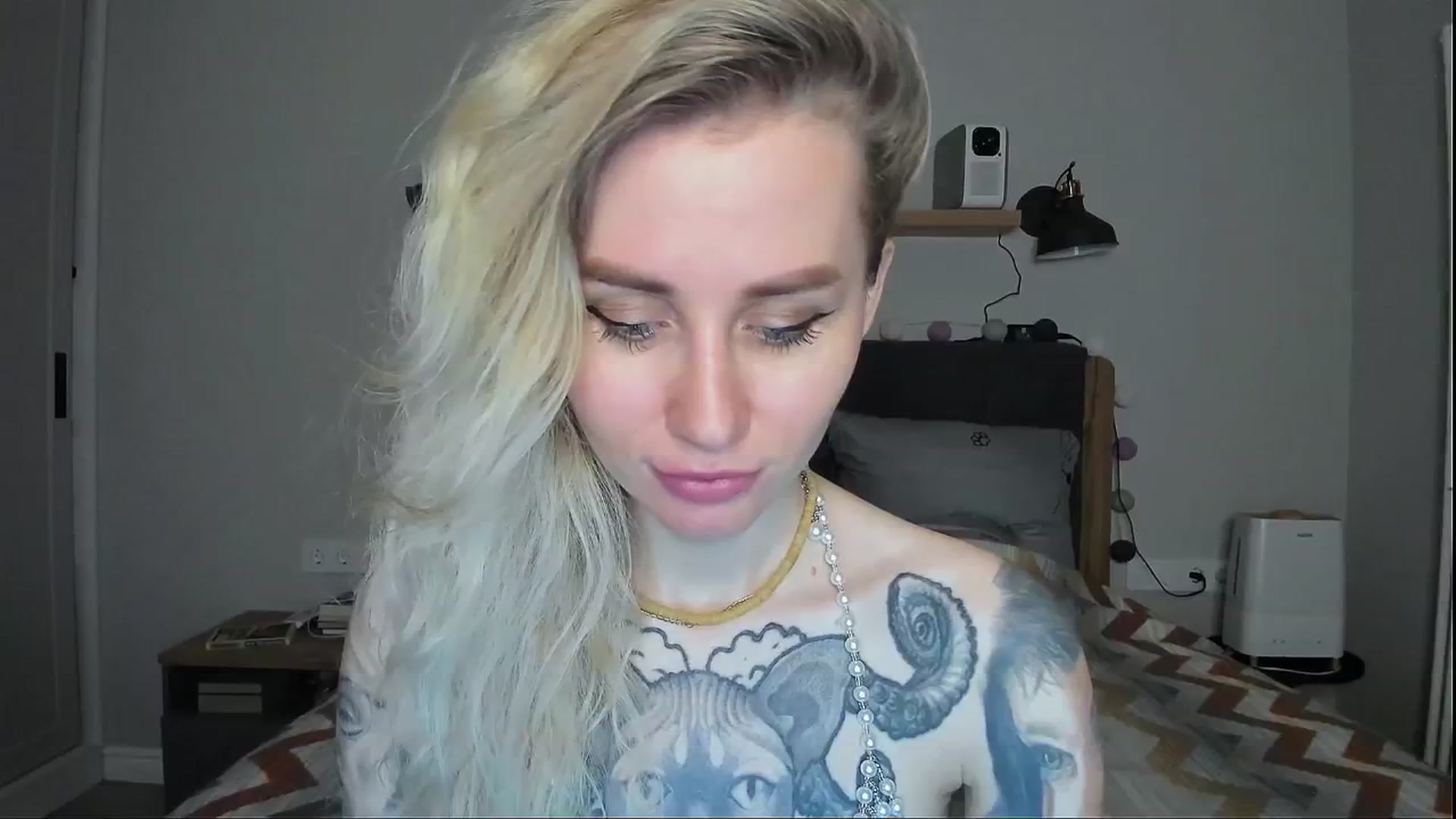 Gallery image thumbnail from Alexa_Smithhh's myfreecams stream on, 07/16/2024, 21:46 image 7 of 20