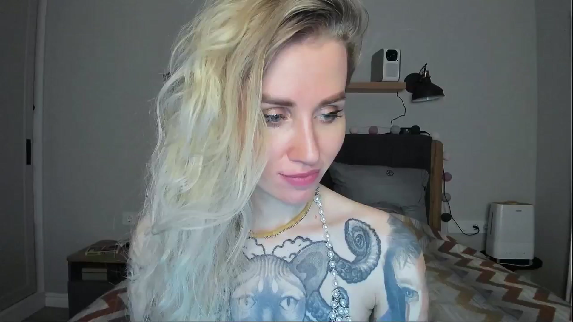 Gallery image thumbnail from Alexa_Smithhh's myfreecams stream on, 07/16/2024, 21:46 image 1 of 20