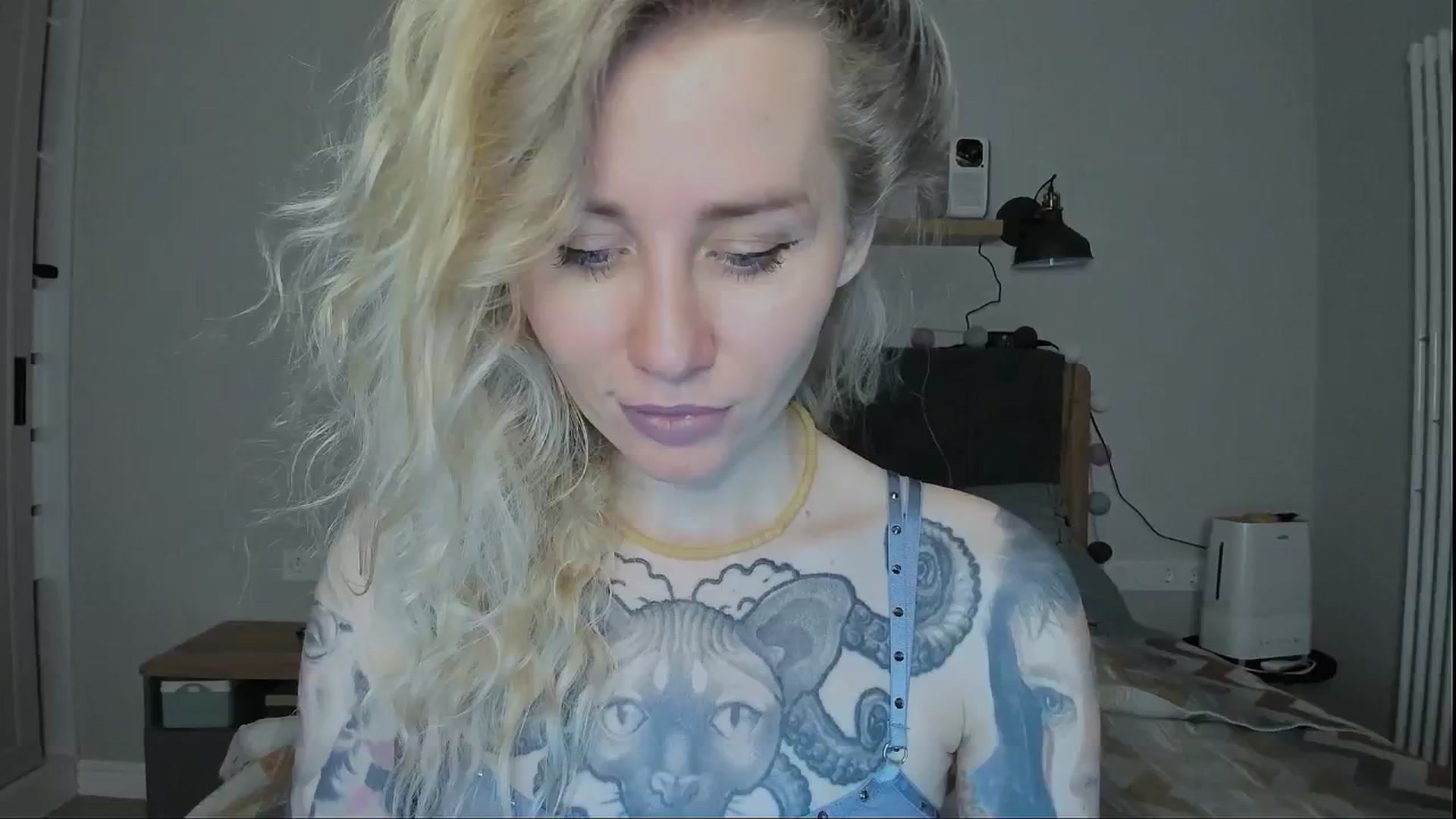 Gallery image thumbnail from Alexa_Smithhh's myfreecams stream on, 07/22/2024, 20:05 image 12 of 20
