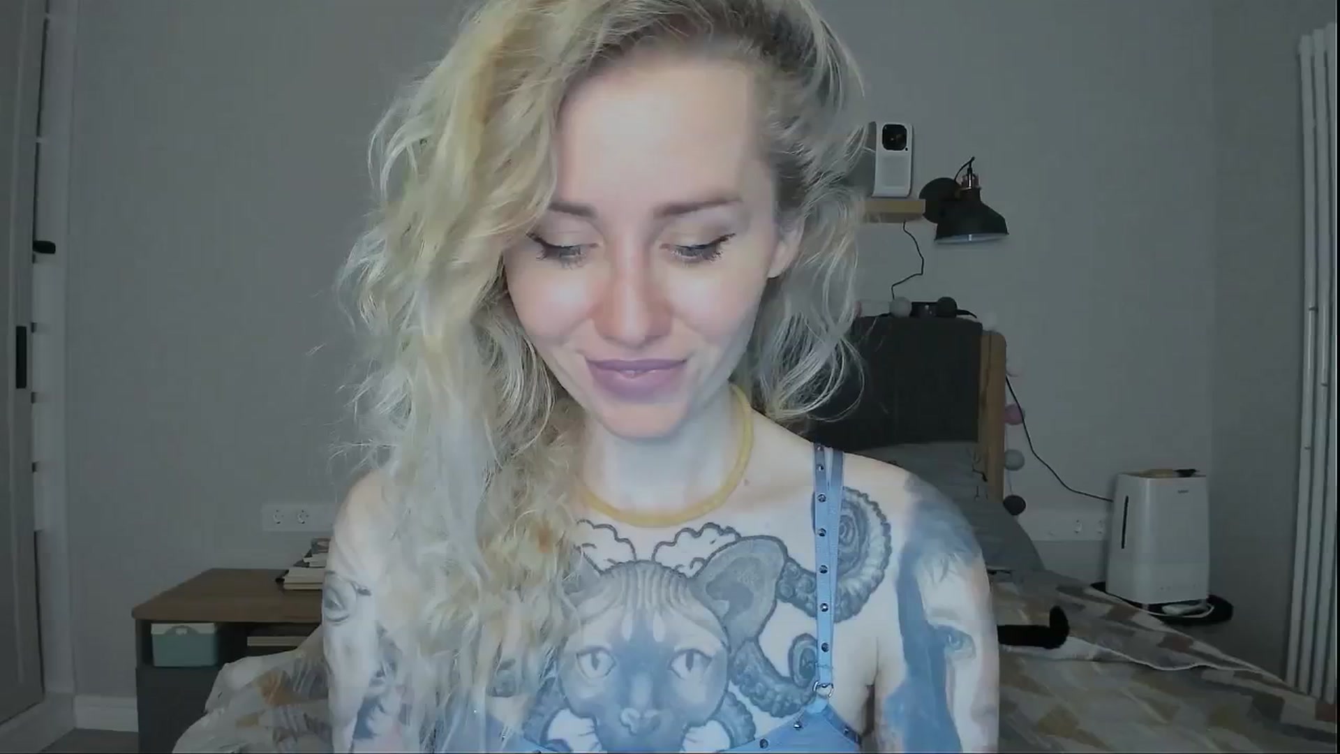 Gallery image thumbnail from Alexa_Smithhh's myfreecams stream on, 07/22/2024, 20:05 image 4 of 20