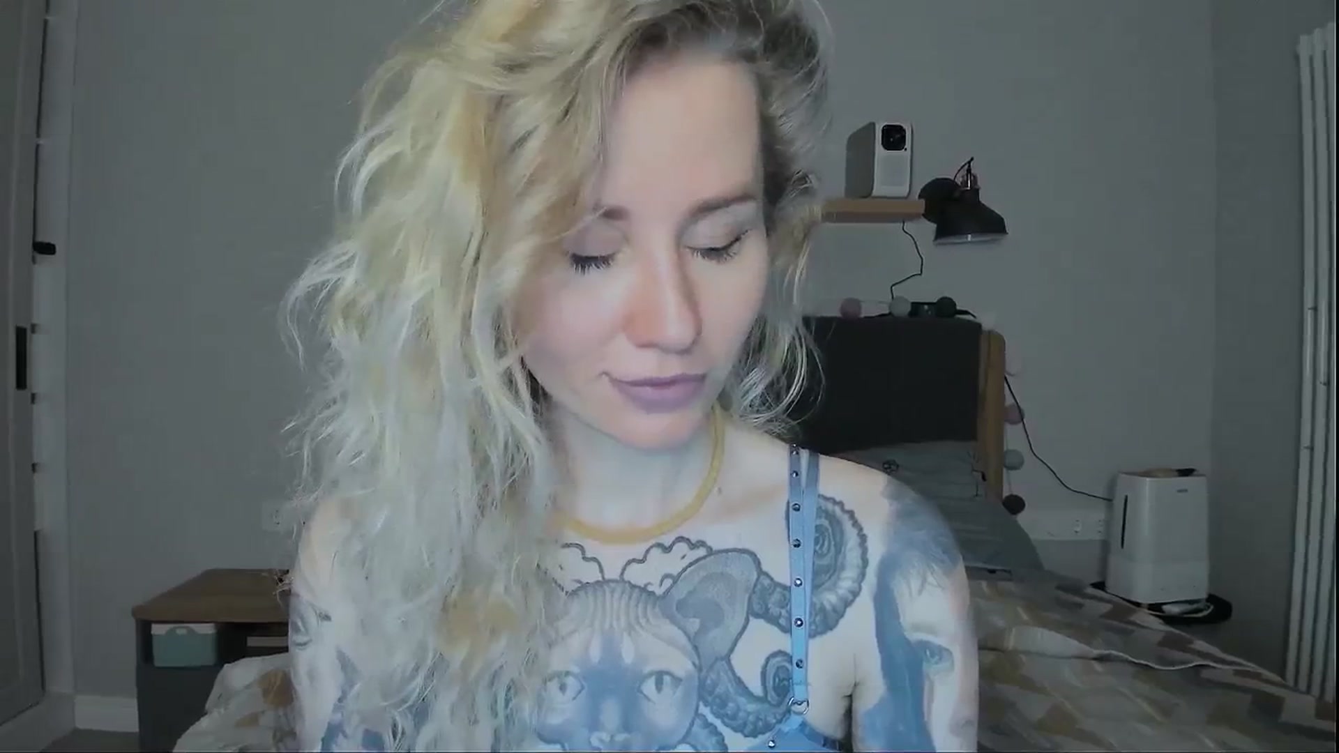 Gallery image thumbnail from Alexa_Smithhh's myfreecams stream on, 07/22/2024, 20:05 image 7 of 20