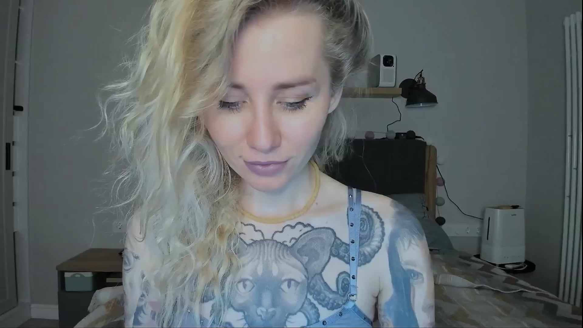 Gallery image thumbnail from Alexa_Smithhh's myfreecams stream on, 07/22/2024, 20:05 image 13 of 20