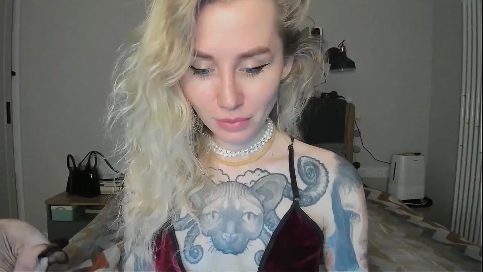 Gallery image thumbnail from Alexa_Smithhh's myfreecams stream on, 07/23/2024, 20:06 image 8 of 20