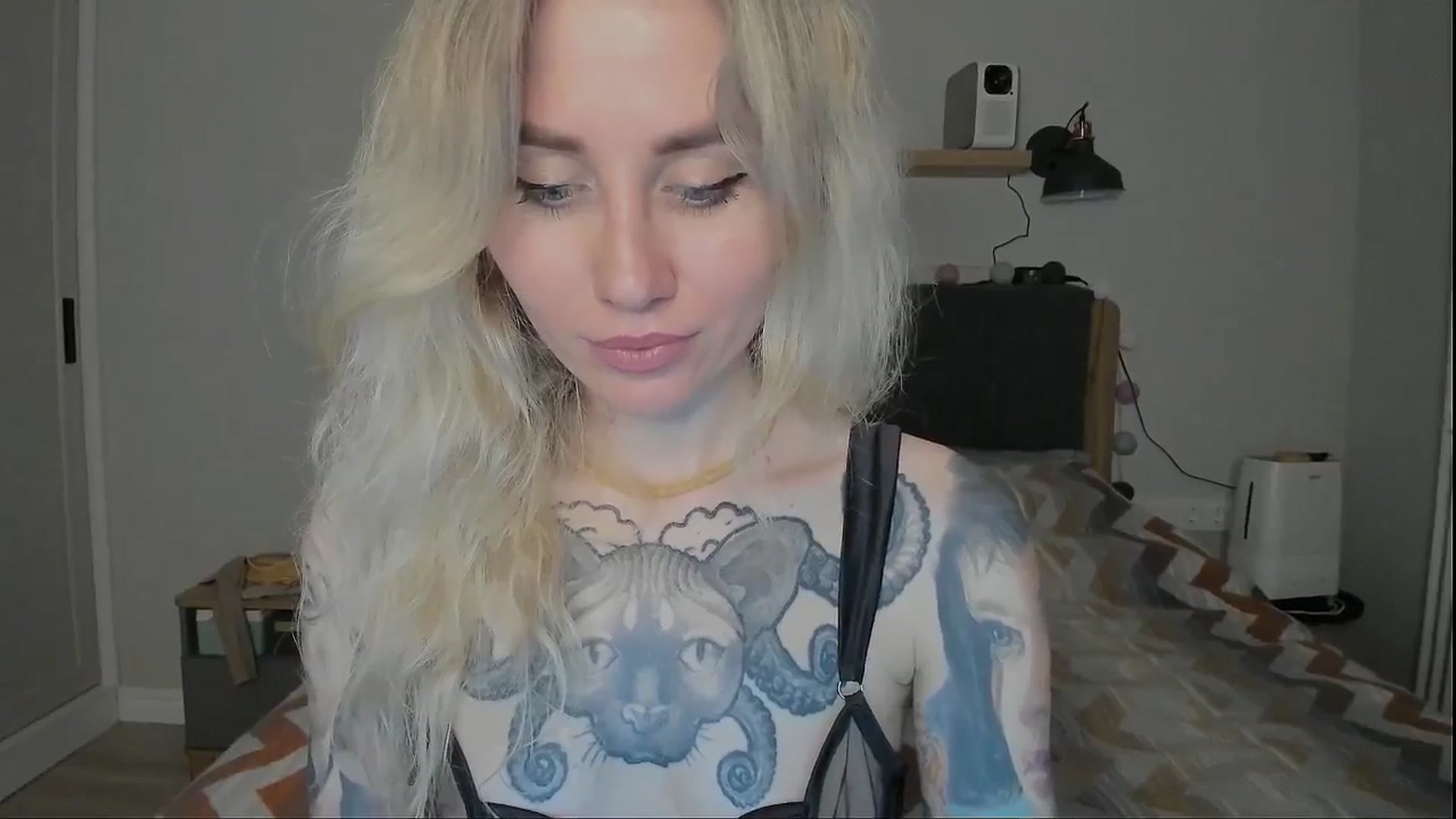 Gallery image thumbnail from Alexa_Smithhh's myfreecams stream on, 07/25/2024, 19:37 image 8 of 20