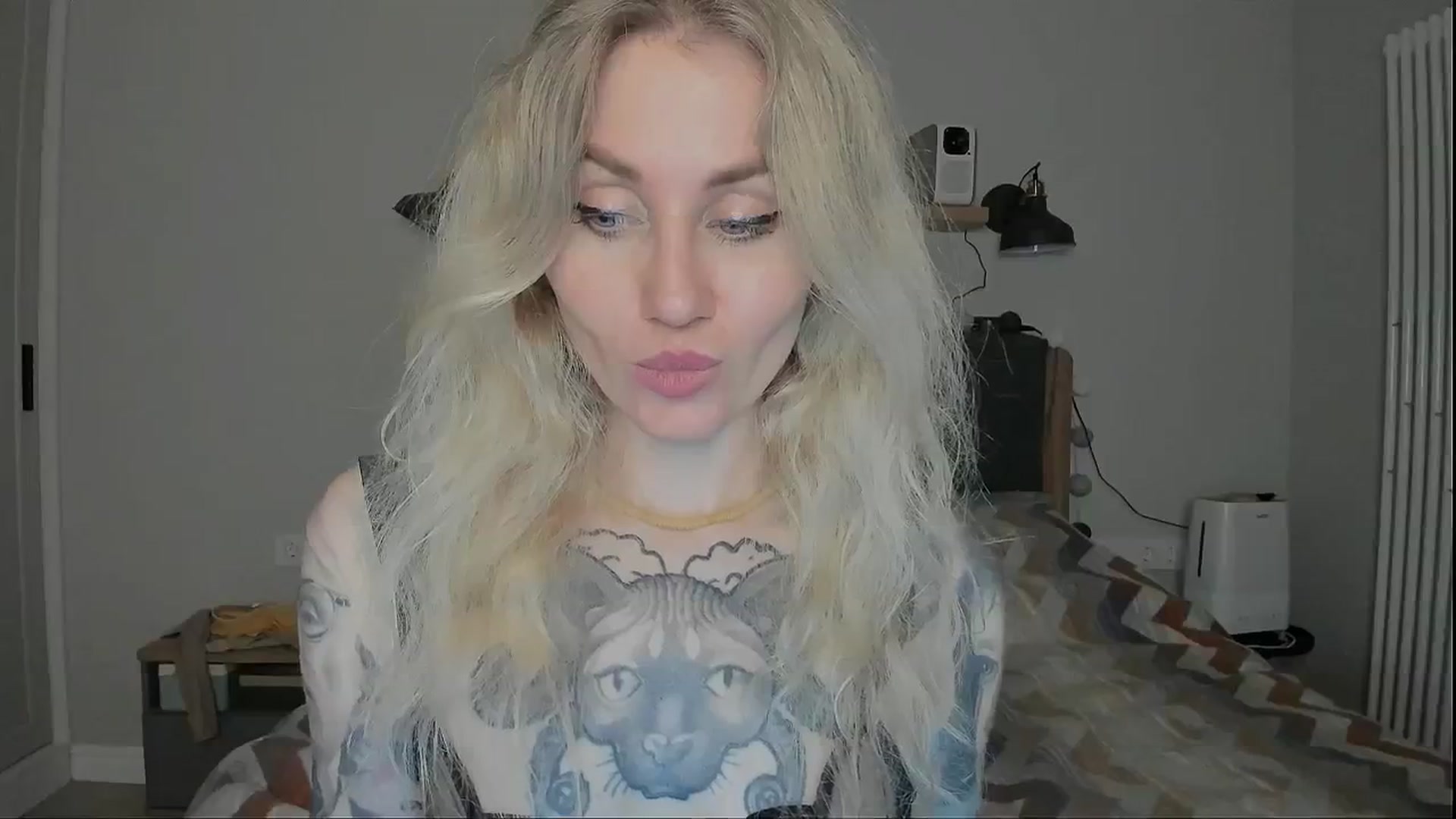 Gallery image thumbnail from Alexa_Smithhh's myfreecams stream on, 07/25/2024, 21:54 image 10 of 20
