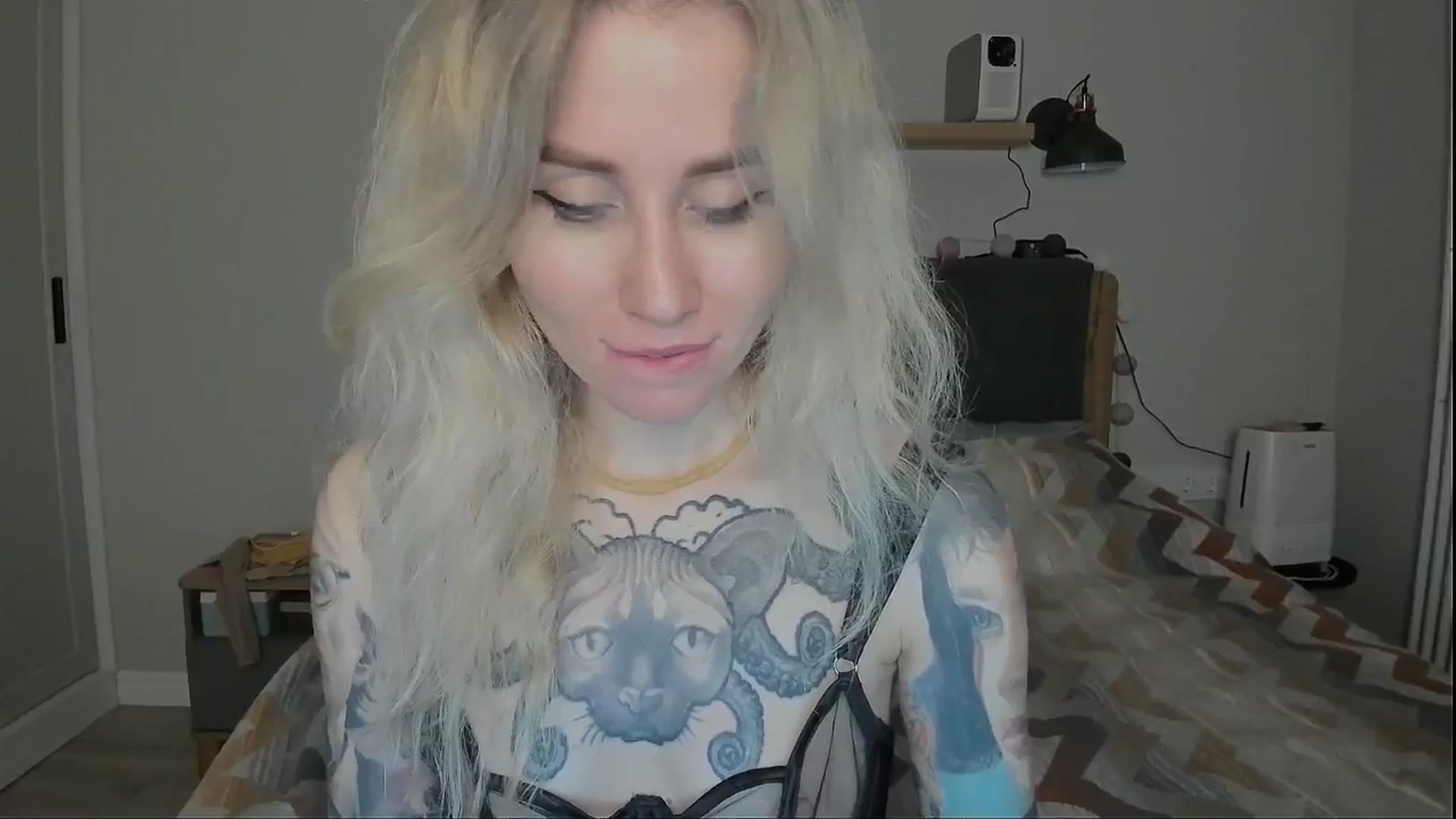 Gallery image thumbnail from Alexa_Smithhh's myfreecams stream on, 07/25/2024, 21:54 image 14 of 20