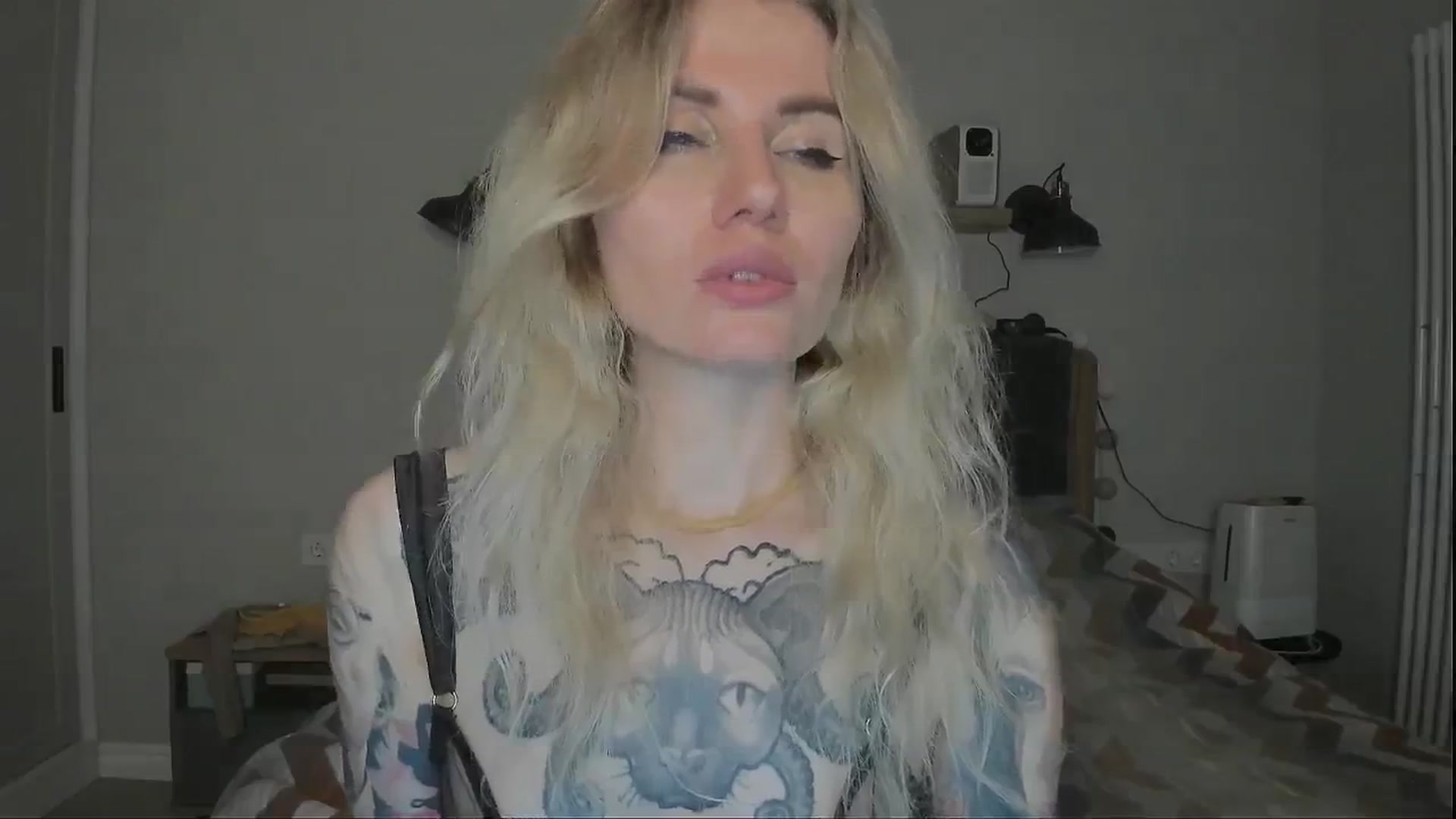 Gallery image thumbnail from Alexa_Smithhh's myfreecams stream on, 07/25/2024, 21:54 image 9 of 20