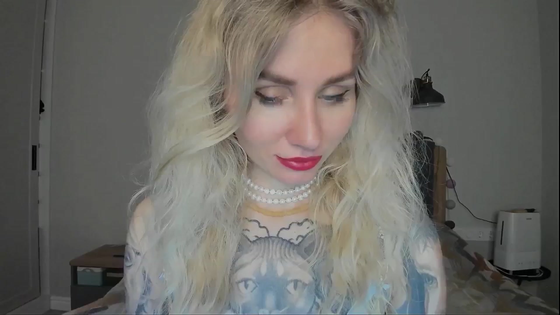 Gallery image thumbnail from Alexa_Smithhh's myfreecams stream on, 07/26/2024, 21:01 image 8 of 20