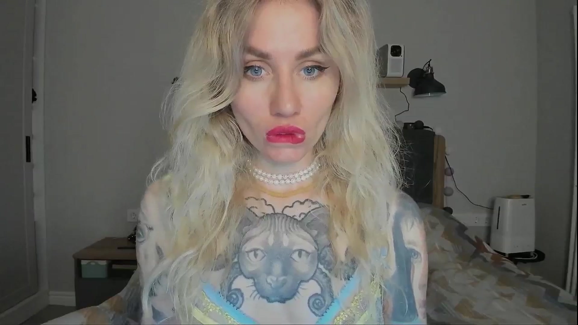 Gallery image thumbnail from Alexa_Smithhh's myfreecams stream on, 07/26/2024, 21:01 image 3 of 20