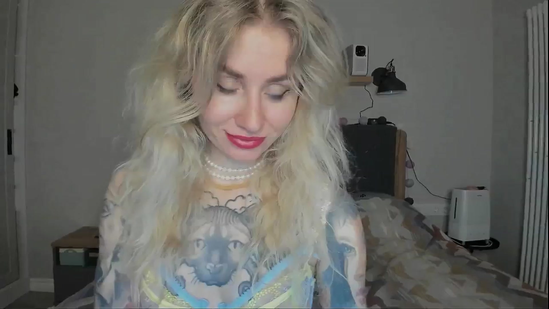 Gallery image thumbnail from Alexa_Smithhh's myfreecams stream on, 07/26/2024, 21:01 image 18 of 20
