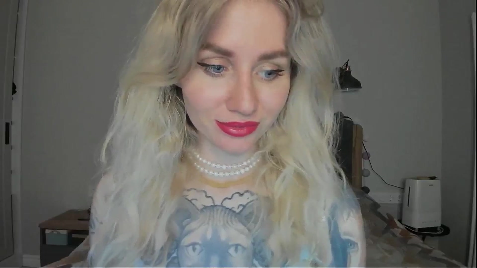 Gallery image thumbnail from Alexa_Smithhh's myfreecams stream on, 07/26/2024, 21:01 image 10 of 20