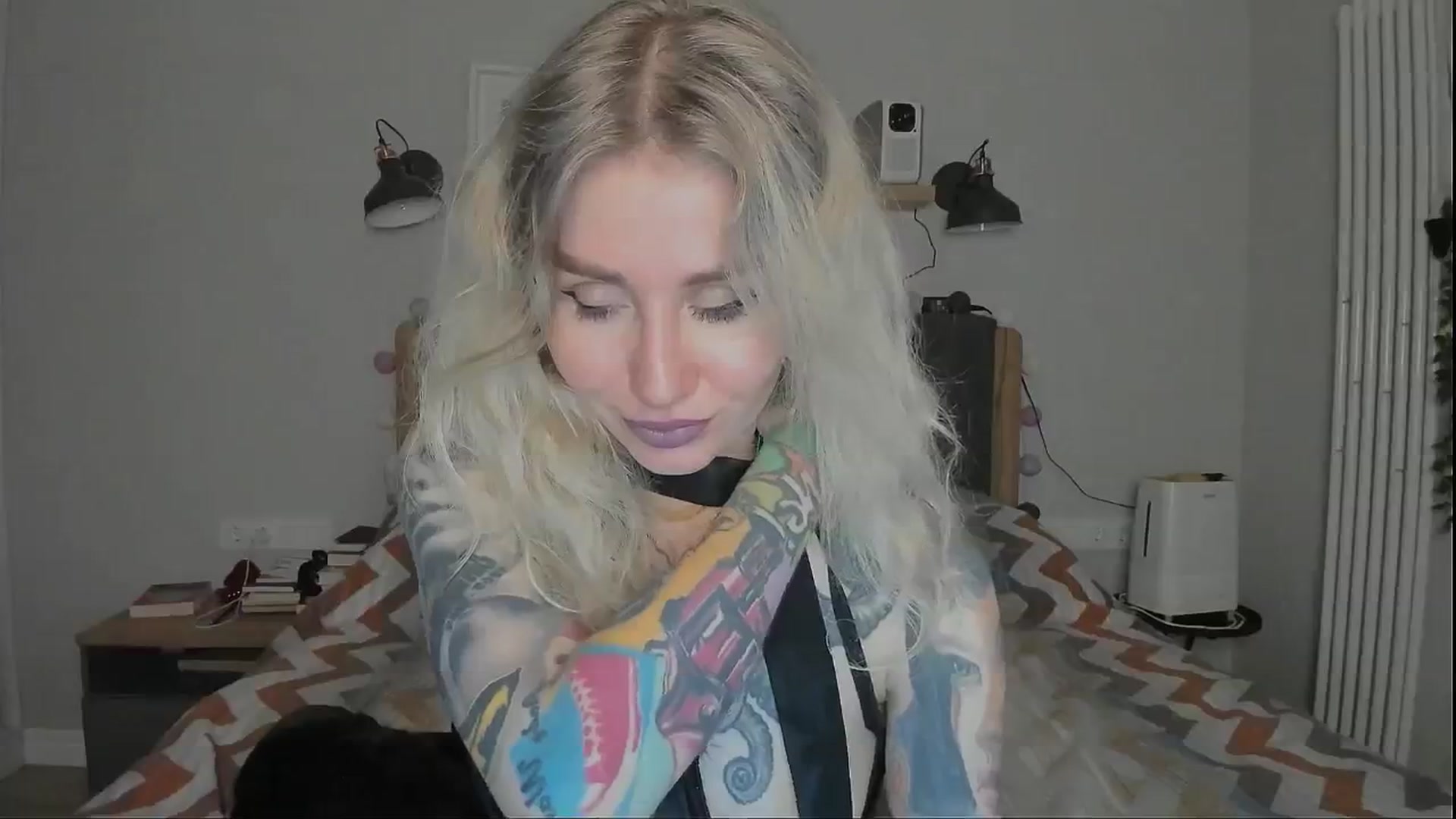 Gallery image thumbnail from Alexa_Smithhh's myfreecams stream on, 07/27/2024, 21:57 image 7 of 20
