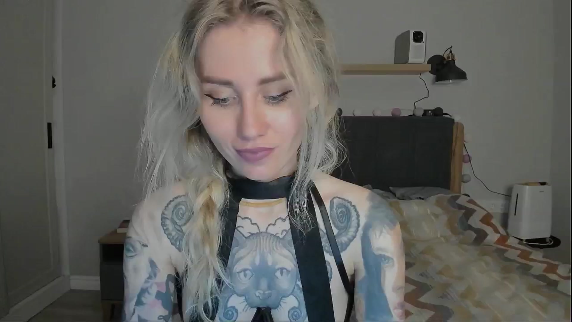 Gallery image thumbnail from Alexa_Smithhh's myfreecams stream on, 07/27/2024, 21:57 image 16 of 20