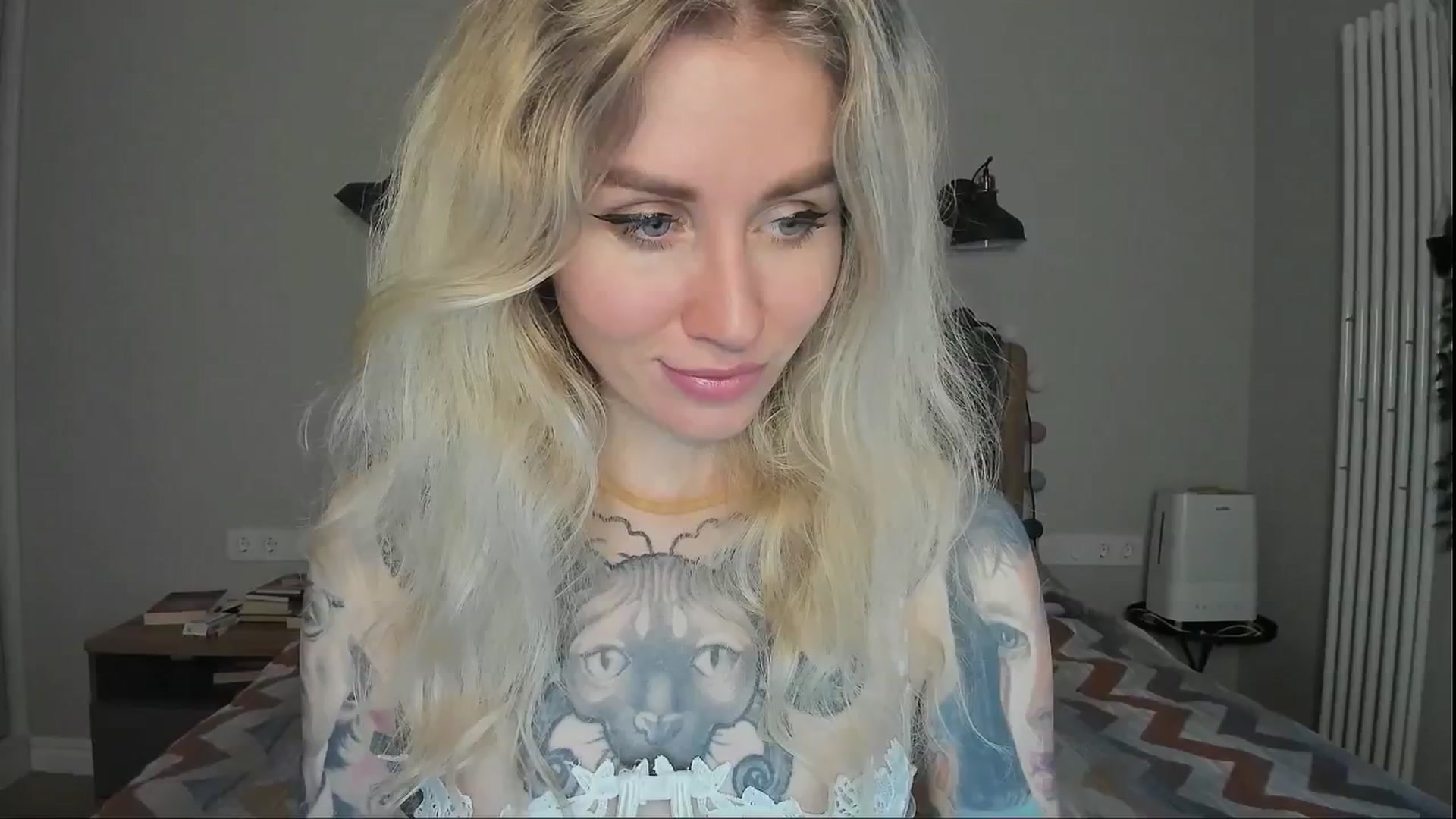 Gallery image thumbnail from Alexa_Smithhh's myfreecams stream on, 07/29/2024, 18:44 image 16 of 20