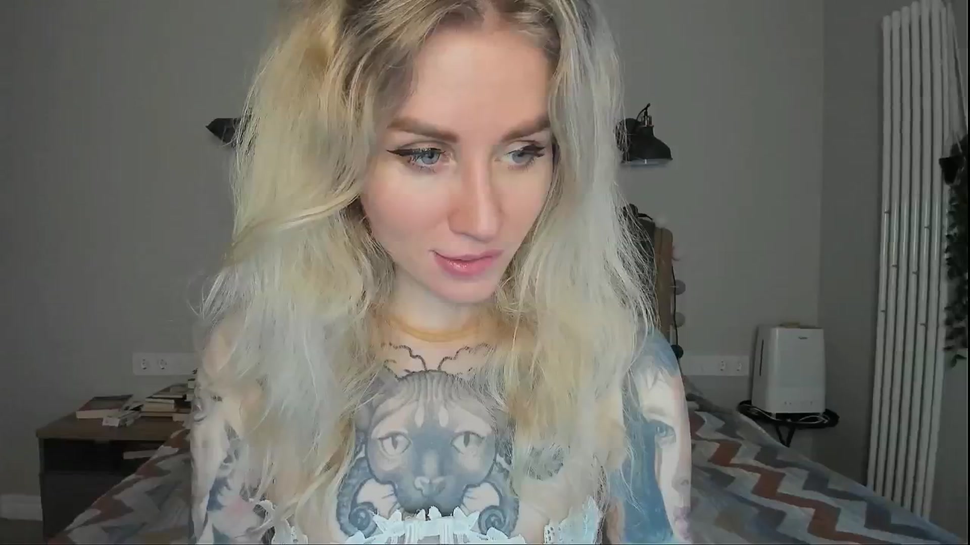 Gallery image thumbnail from Alexa_Smithhh's myfreecams stream on, 07/29/2024, 18:44 image 14 of 20
