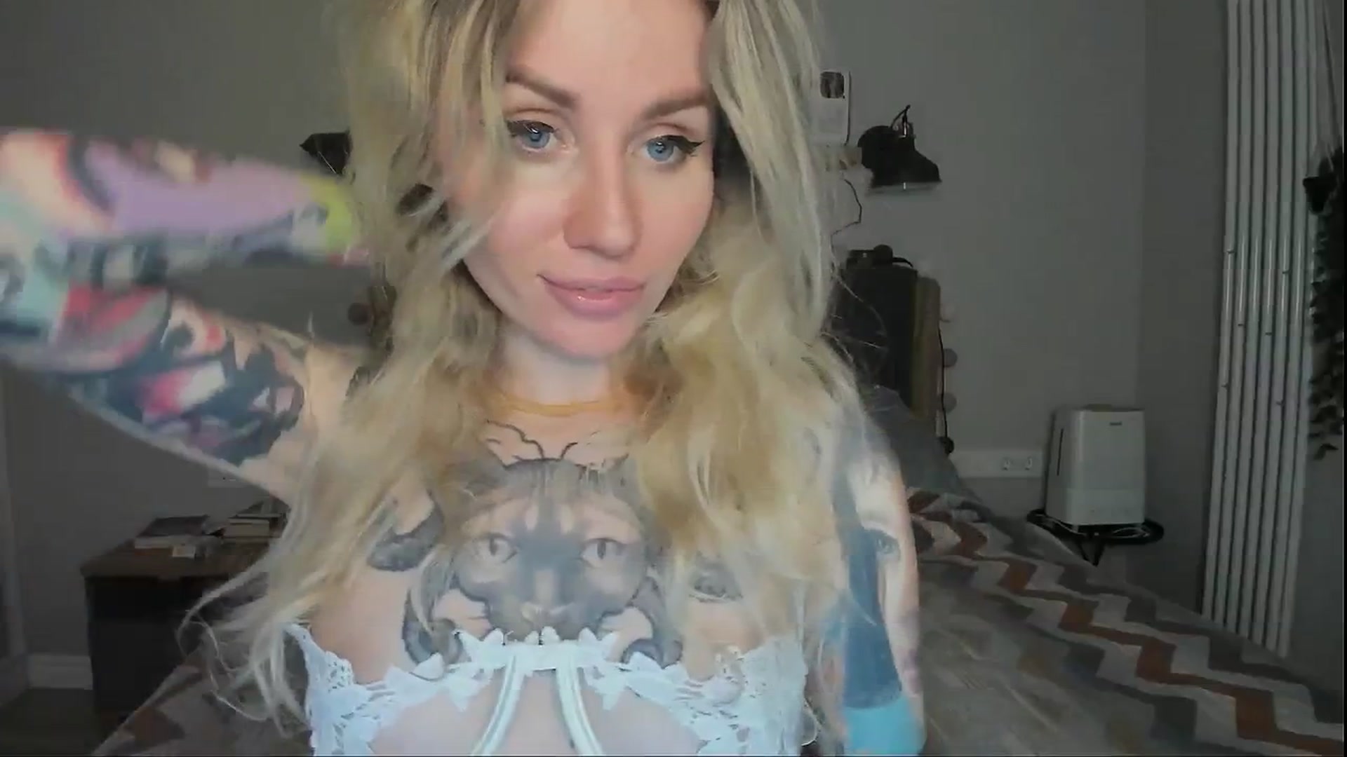 Gallery image thumbnail from Alexa_Smithhh's myfreecams stream on, 07/29/2024, 20:37 image 19 of 20