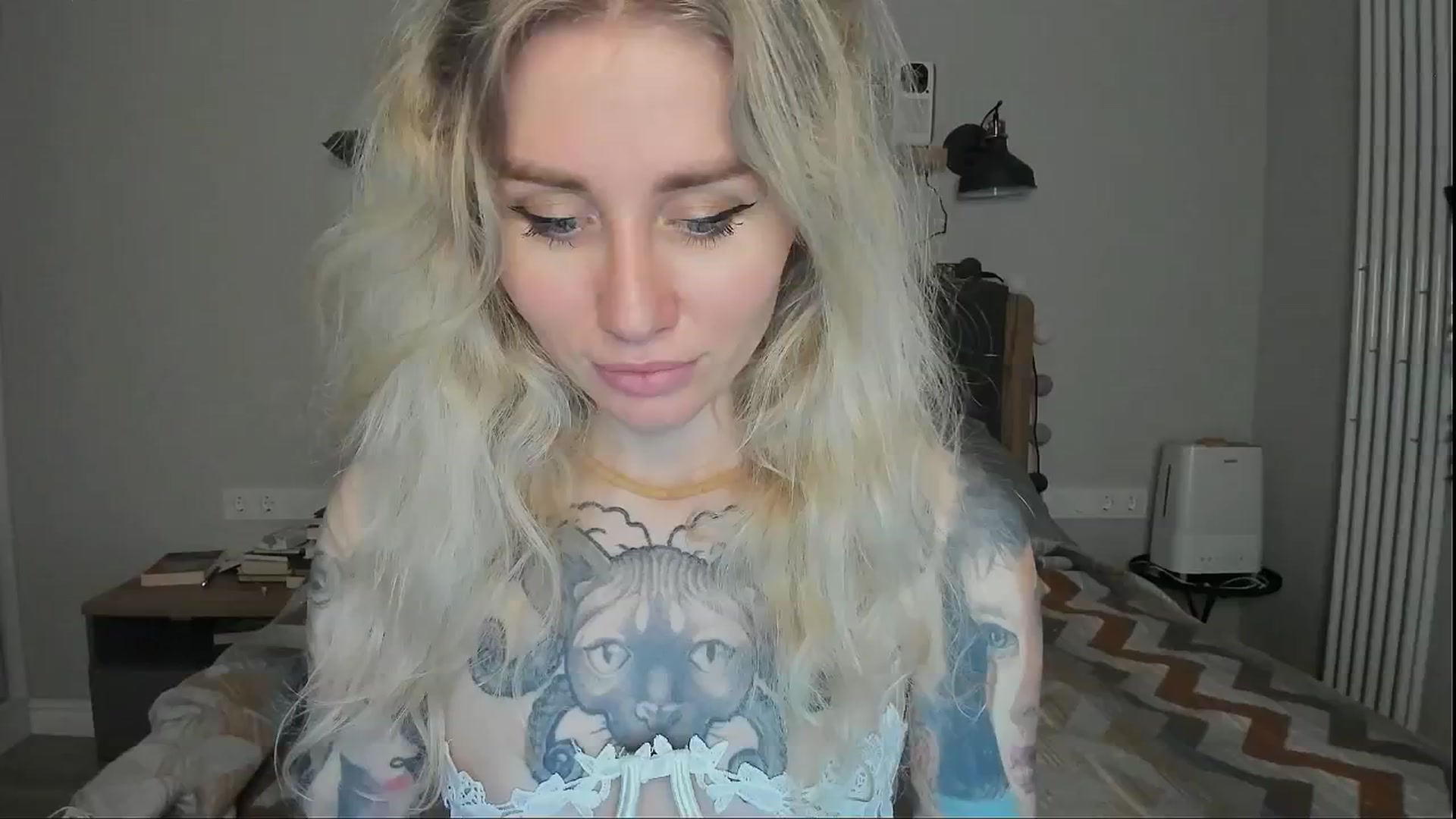 Gallery image thumbnail from Alexa_Smithhh's myfreecams stream on, 07/29/2024, 21:40 image 10 of 20