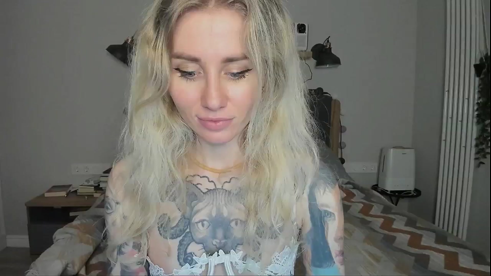 Gallery image thumbnail from Alexa_Smithhh's myfreecams stream on, 07/29/2024, 21:40 image 13 of 20