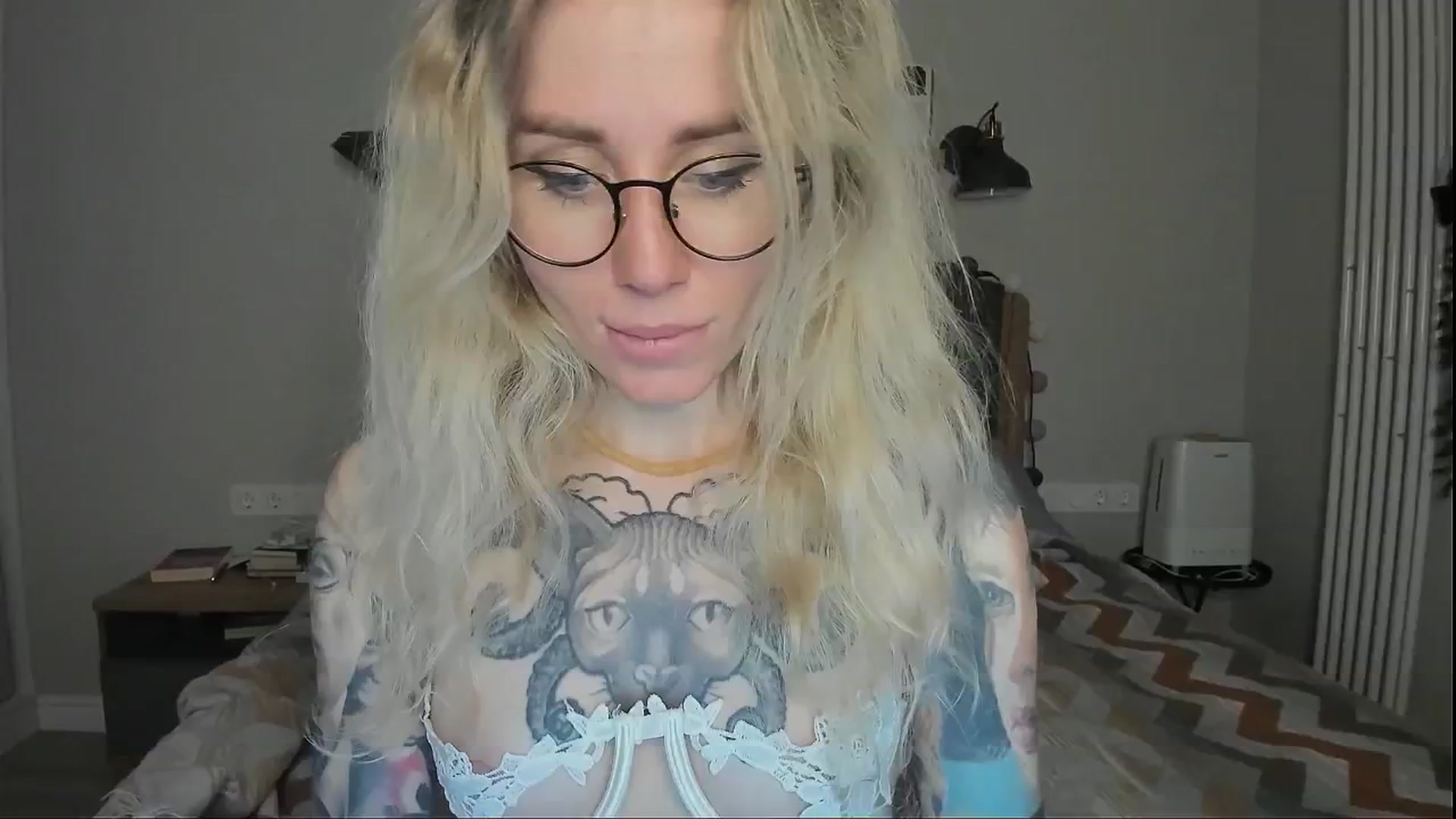 Gallery image thumbnail from Alexa_Smithhh's myfreecams stream on, 07/29/2024, 21:40 image 15 of 20