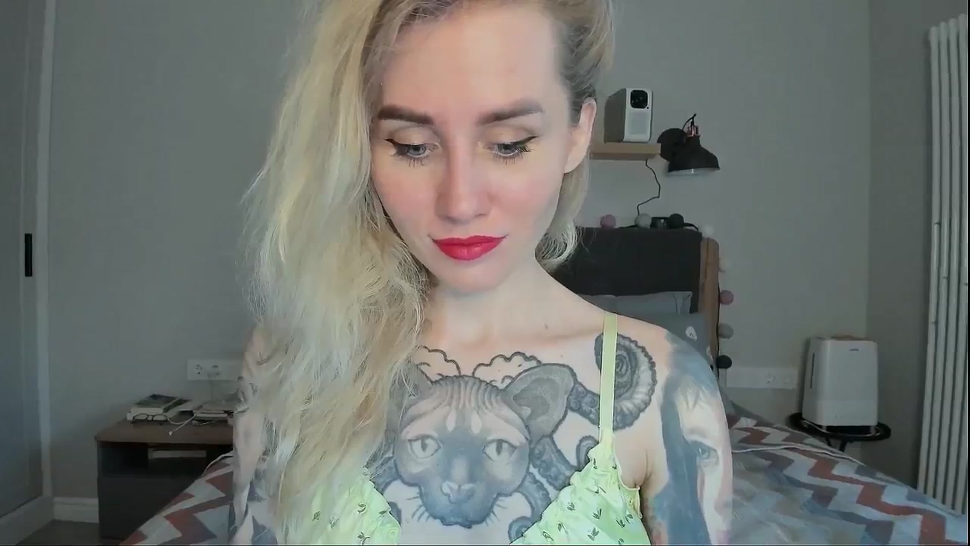 Gallery image thumbnail from Alexa_Smithhh's myfreecams stream on, 07/31/2024, 17:52 image 17 of 20