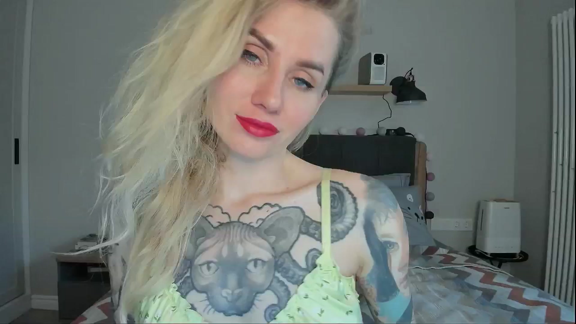 Gallery image thumbnail from Alexa_Smithhh's myfreecams stream on, 07/31/2024, 17:52 image 7 of 20