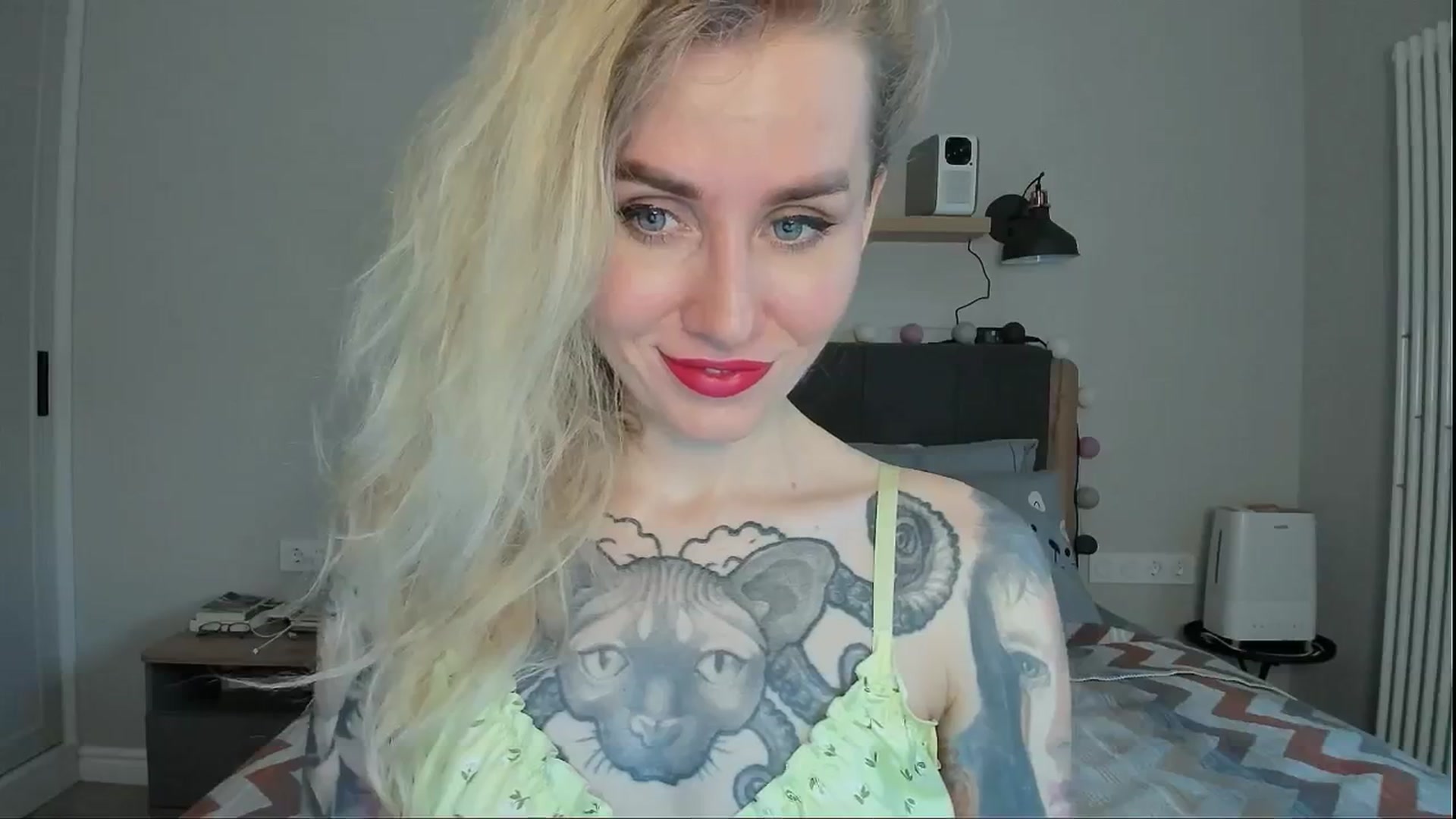 Gallery image thumbnail from Alexa_Smithhh's myfreecams stream on, 07/31/2024, 17:52 image 9 of 20