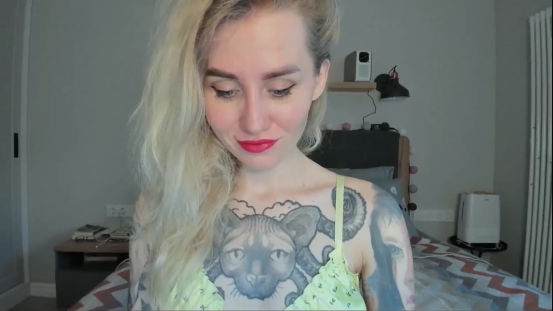 Gallery image thumbnail from Alexa_Smithhh's myfreecams stream on, 07/31/2024, 17:52 image 18 of 20