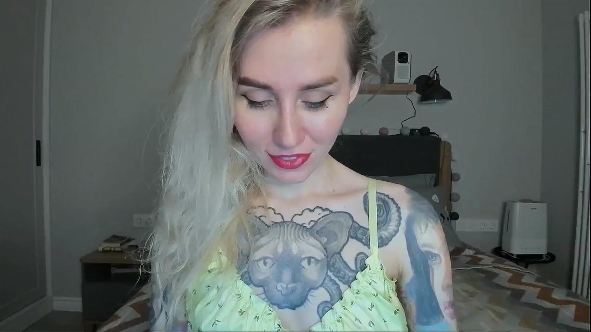 Gallery image thumbnail from Alexa_Smithhh's myfreecams stream on, 07/31/2024, 19:29 image 8 of 20