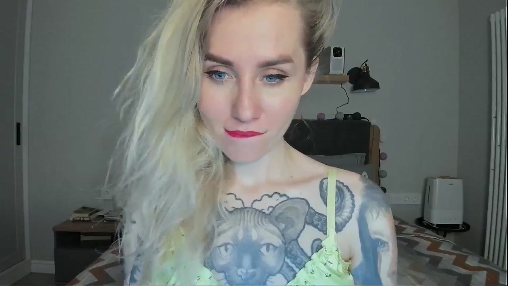 Gallery image thumbnail from Alexa_Smithhh's myfreecams stream on, 07/31/2024, 19:29 image 4 of 20