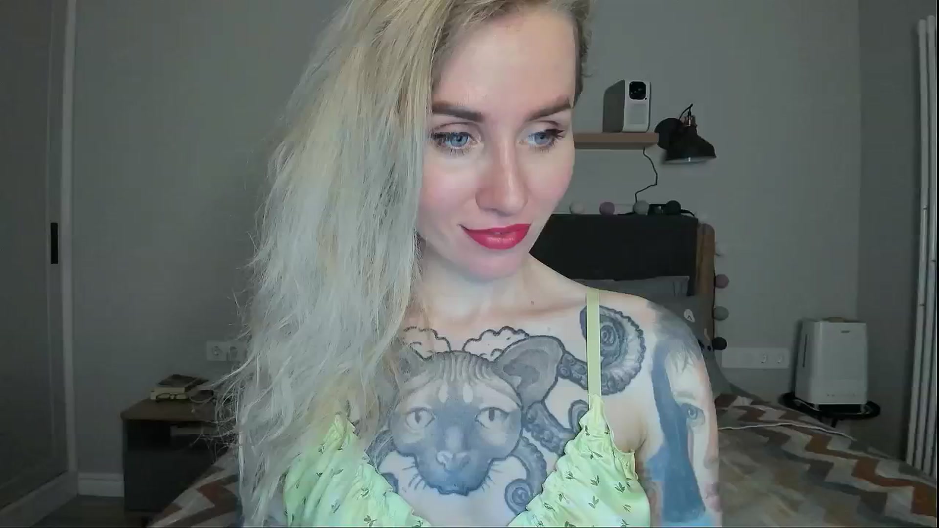 Gallery image thumbnail from Alexa_Smithhh's myfreecams stream on, 07/31/2024, 19:29 image 9 of 20