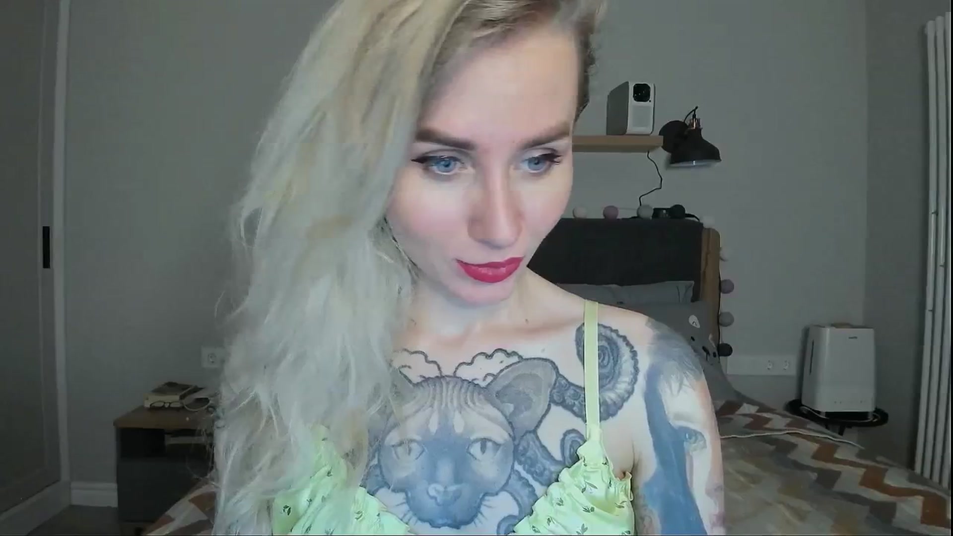 Gallery image thumbnail from Alexa_Smithhh's myfreecams stream on, 07/31/2024, 19:29 image 14 of 20