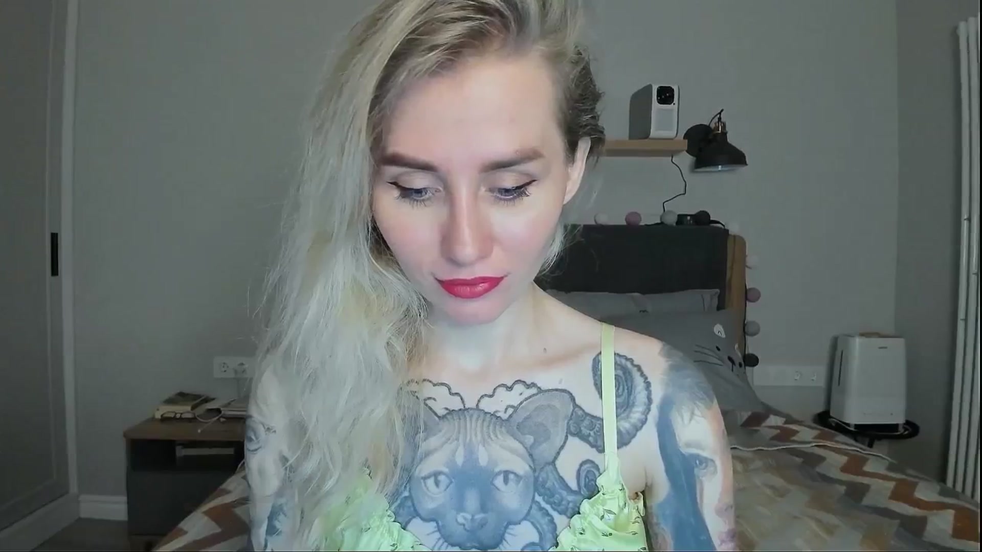 Gallery image thumbnail from Alexa_Smithhh's myfreecams stream on, 07/31/2024, 19:29 image 12 of 20