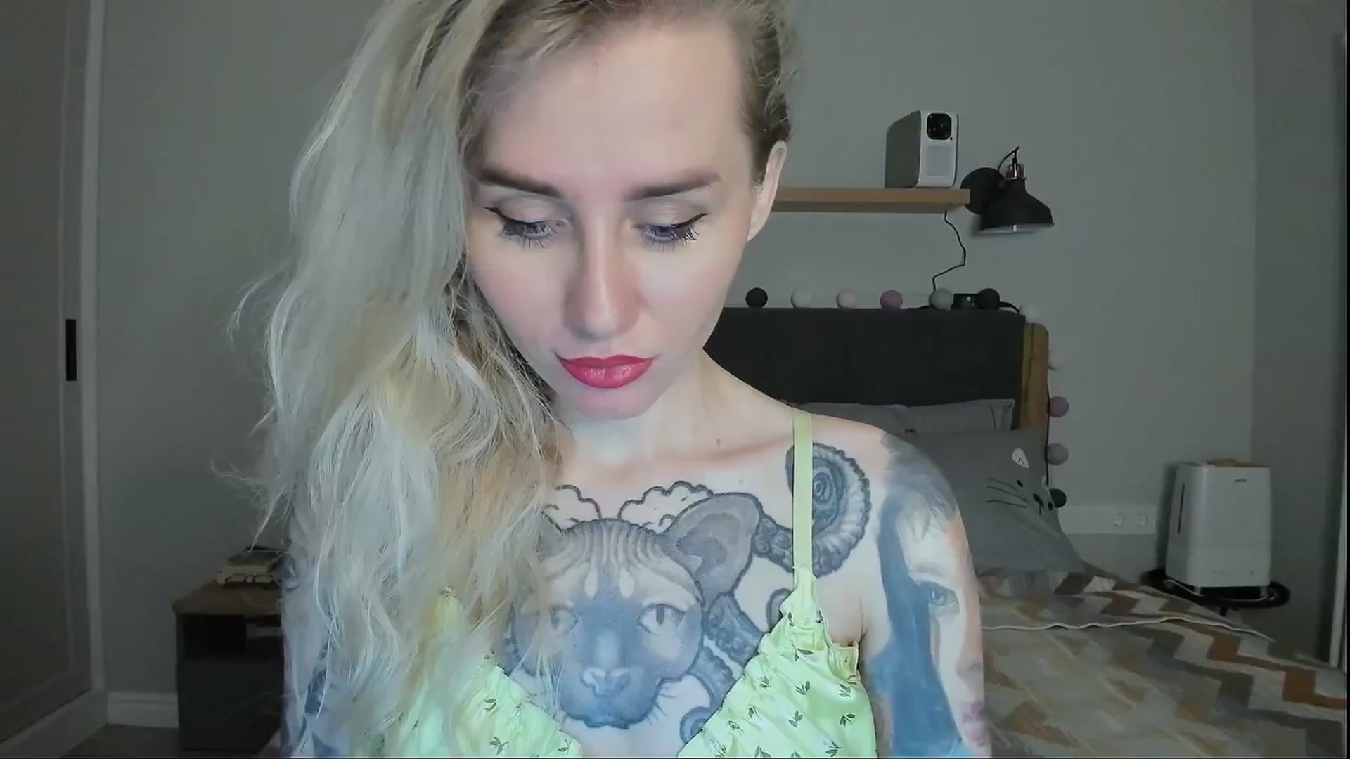 Gallery image thumbnail from Alexa_Smithhh's myfreecams stream on, 07/31/2024, 21:01 image 10 of 20