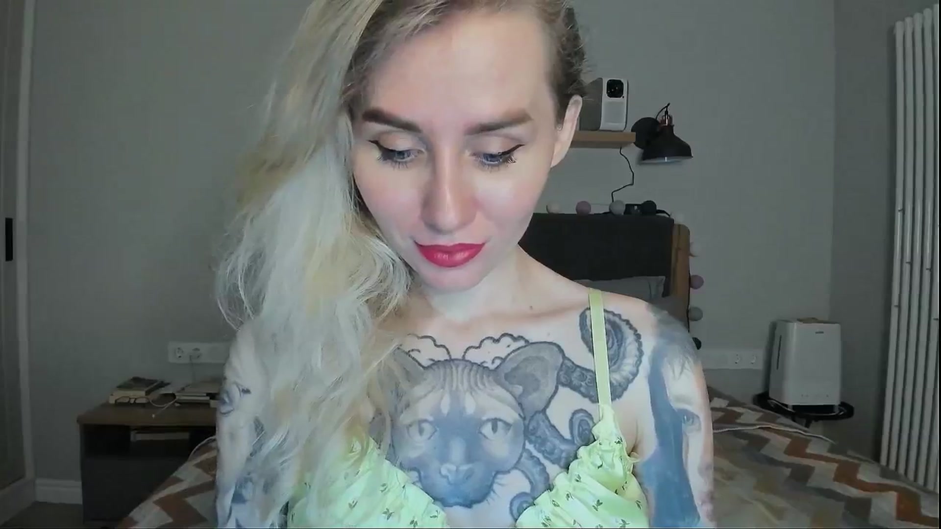 Gallery image thumbnail from Alexa_Smithhh's myfreecams stream on, 07/31/2024, 21:01 image 2 of 20