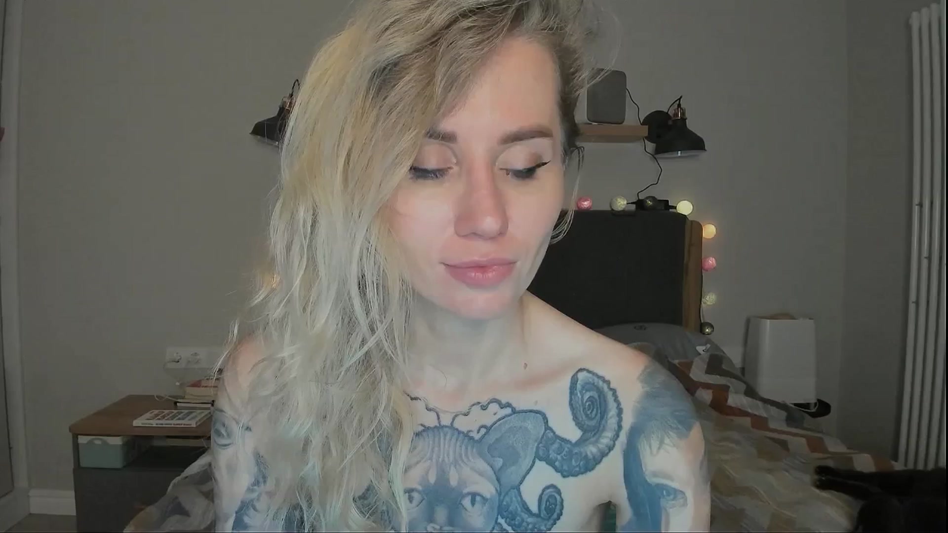 Gallery image thumbnail from Alexa_Smithhh's myfreecams stream on, 08/16/2024, 21:08 image 8 of 20