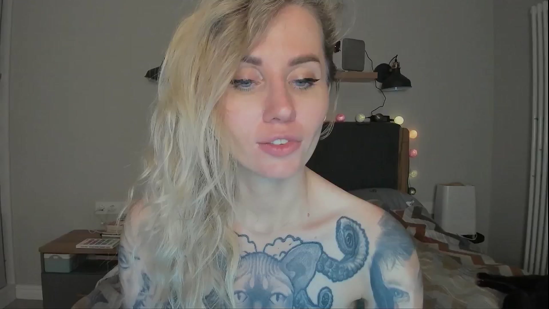 Gallery image thumbnail from Alexa_Smithhh's myfreecams stream on, 08/16/2024, 21:08 image 9 of 20