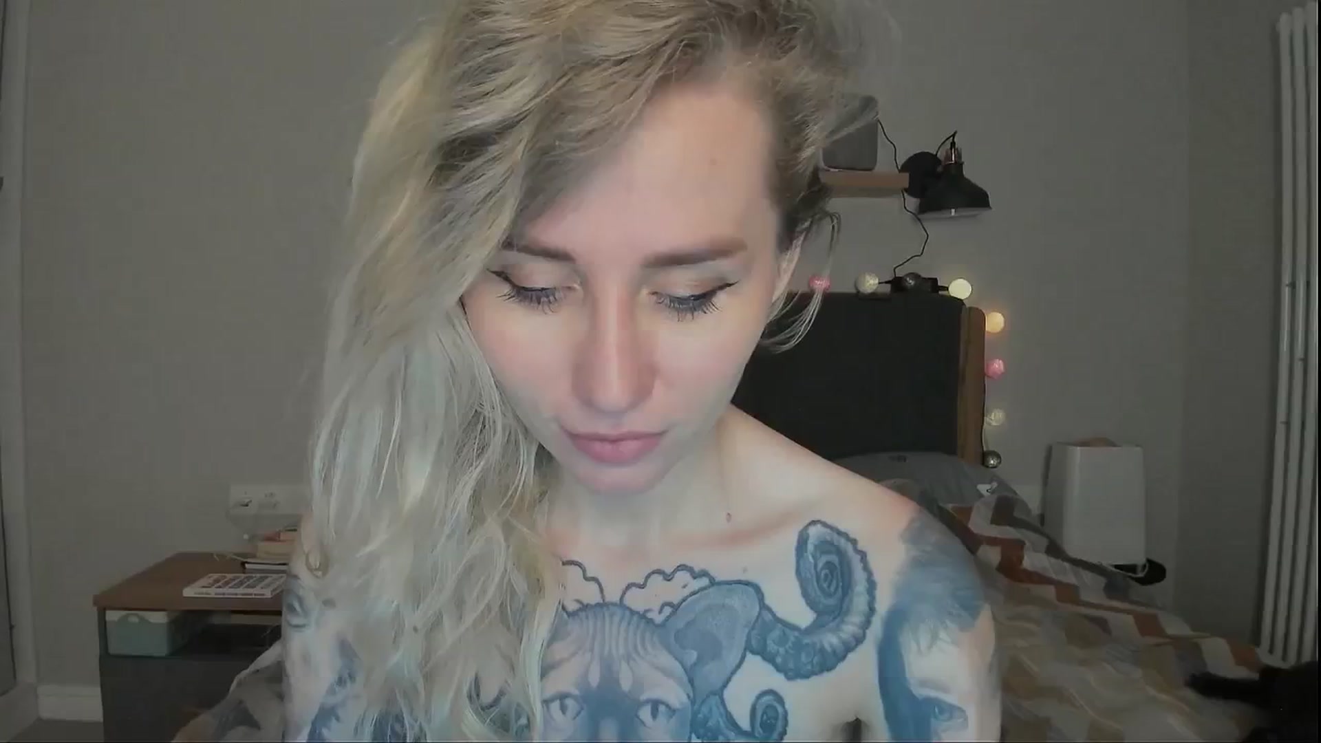 Gallery image thumbnail from Alexa_Smithhh's myfreecams stream on, 08/16/2024, 21:08 image 11 of 20
