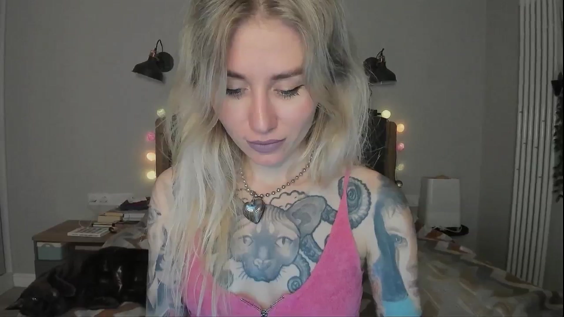Gallery image thumbnail from Alexa_Smithhh's myfreecams stream on, 08/17/2024, 21:18 image 10 of 20