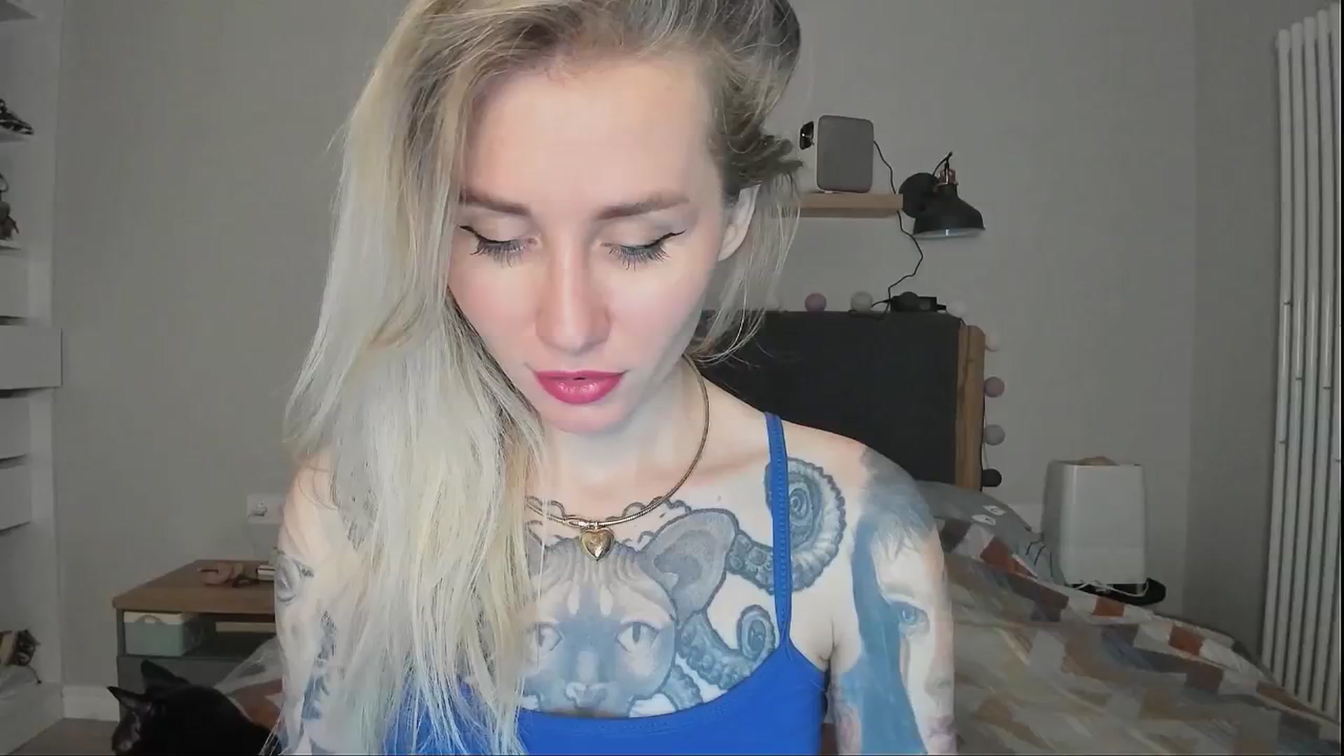 Gallery image thumbnail from Alexa_Smithhh's myfreecams stream on, 08/20/2024, 19:36 image 3 of 20