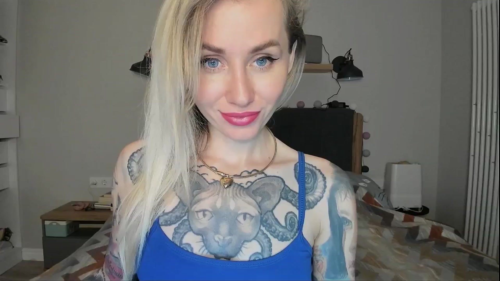 Gallery image thumbnail from Alexa_Smithhh's myfreecams stream on, 08/20/2024, 19:36 image 9 of 20