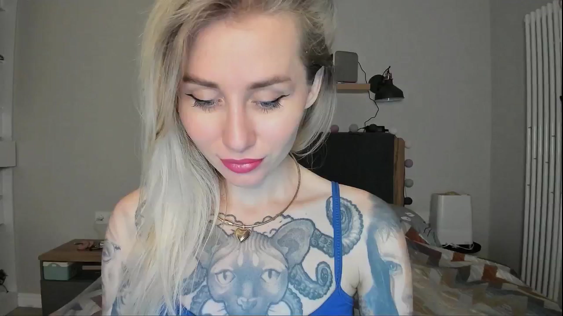 Gallery image thumbnail from Alexa_Smithhh's myfreecams stream on, 08/20/2024, 19:36 image 12 of 20