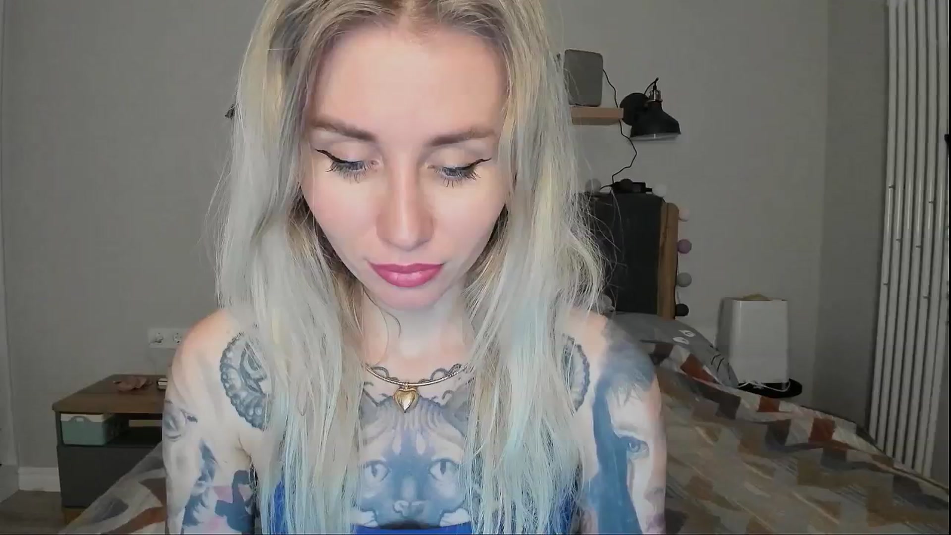 Gallery image thumbnail from Alexa_Smithhh's myfreecams stream on, 08/20/2024, 20:25 image 8 of 20