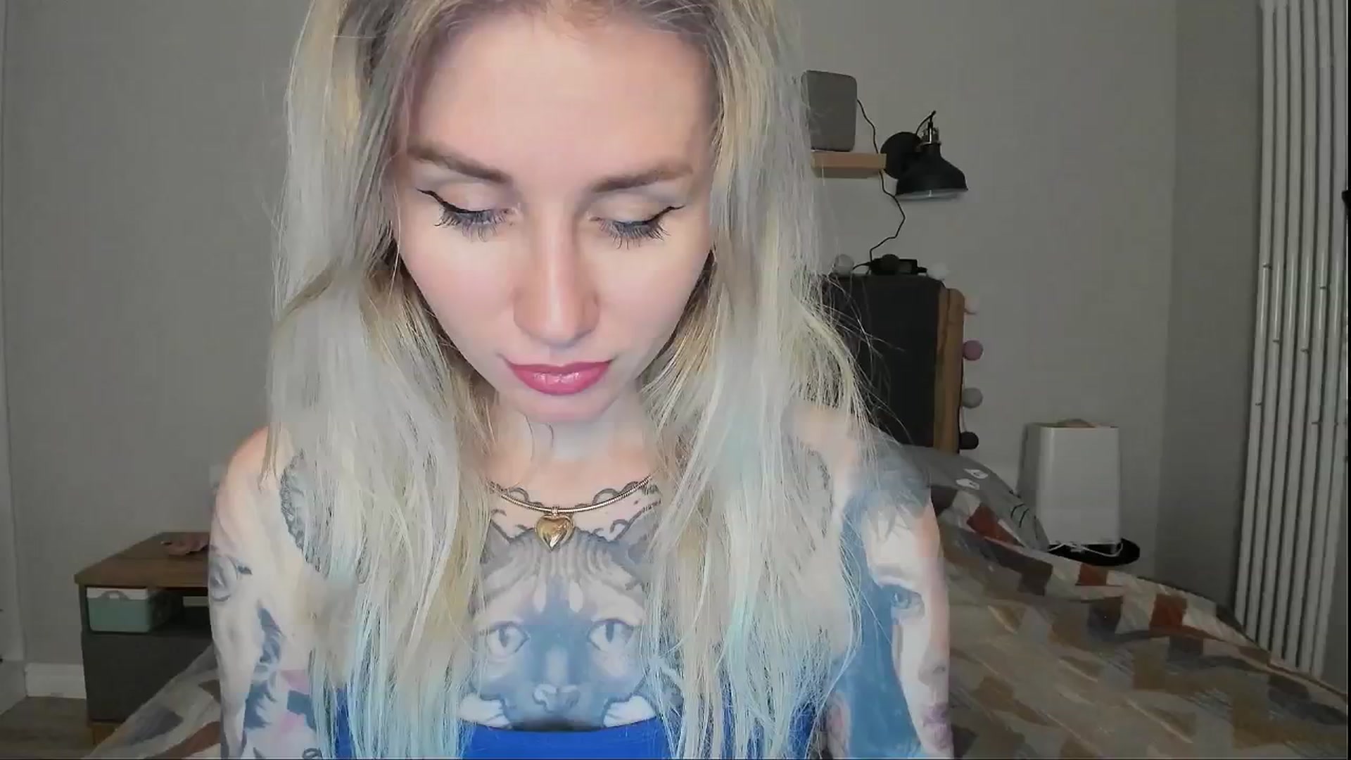 Gallery image thumbnail from Alexa_Smithhh's myfreecams stream on, 08/20/2024, 20:25 image 7 of 20