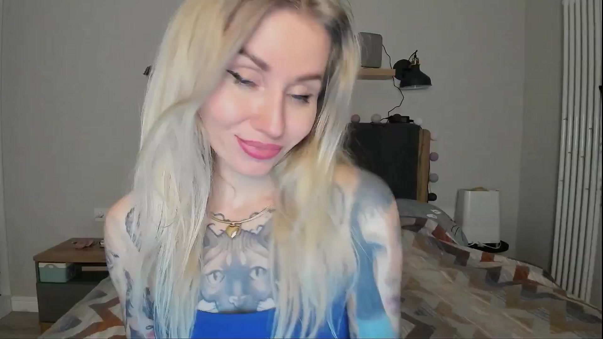 Gallery image thumbnail from Alexa_Smithhh's myfreecams stream on, 08/20/2024, 20:25 image 4 of 20