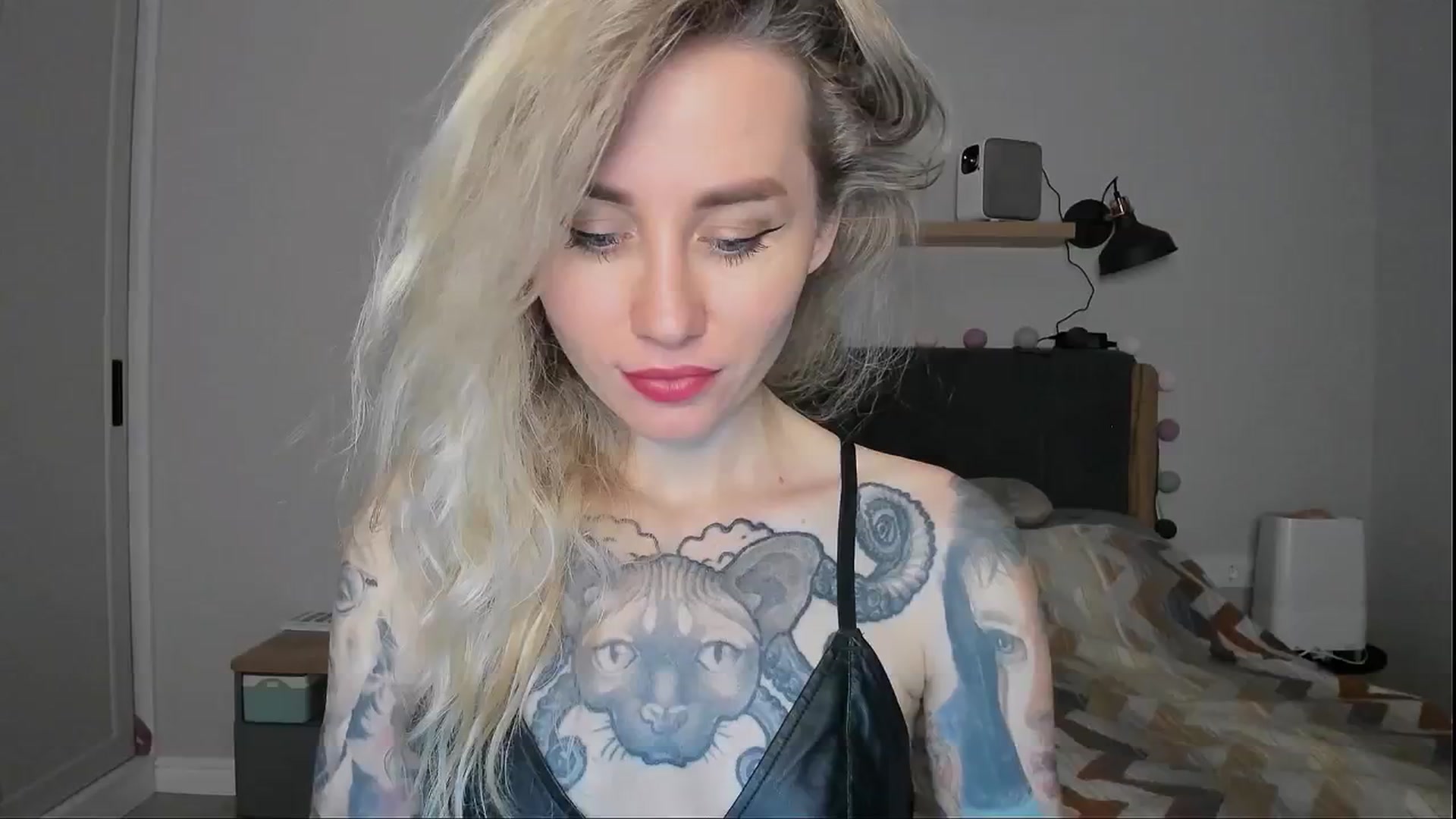 Gallery image thumbnail from Alexa_Smithhh's myfreecams stream on, 08/23/2024, 18:57 image 6 of 20